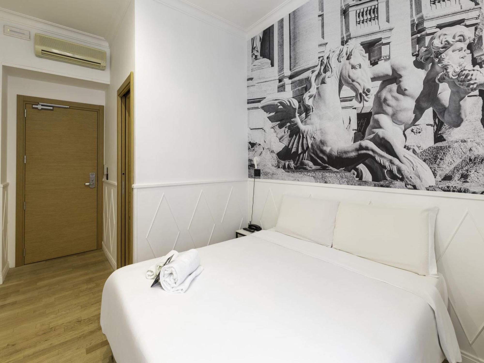 B&B Hotel Roma Italia Viminale Bagian luar foto